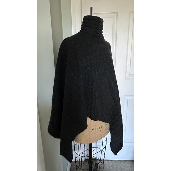 ALEXANDRA BARTLETT 100% Wool Turtleneck Sweater Poncho Top Dark Gray Charcoal - Picture 2 of 16